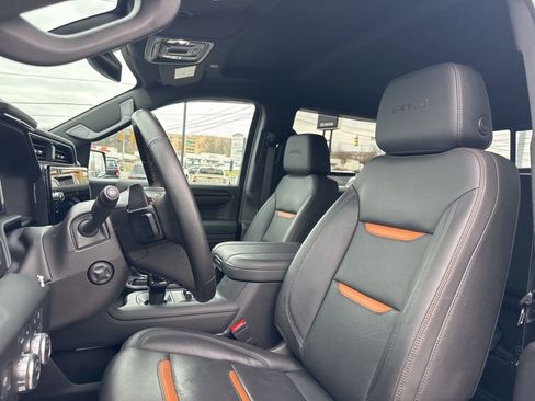 Used 2024 GMC Sierra 1500 AT4 w/ AT4 Preferred Package image 25