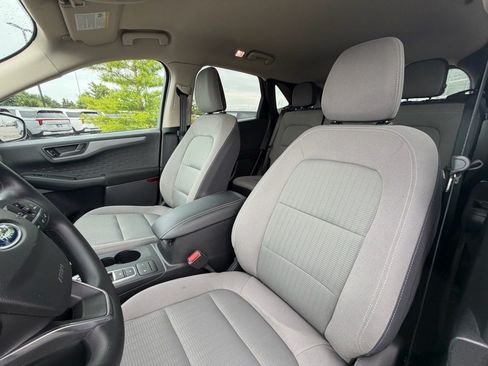 Used 2020 Ford Escape S AWD/4WD image 8