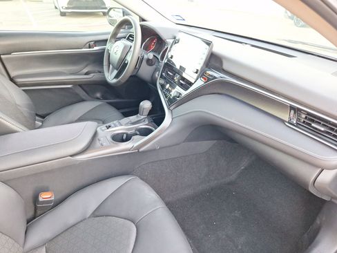 Used 2023 Toyota Camry XSE image 33