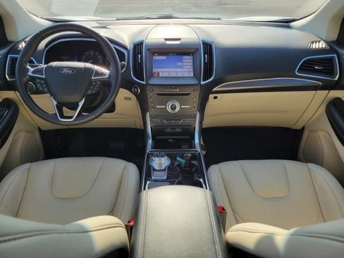 Used 2019 Ford Edge Titanium w/ Cold Weather Package AWD/4WD image 12