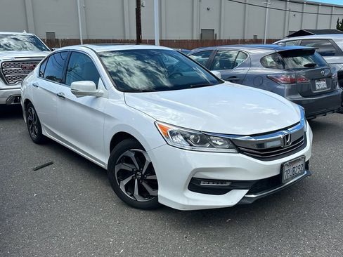 Used 2016 Honda Accord EX-L image 2