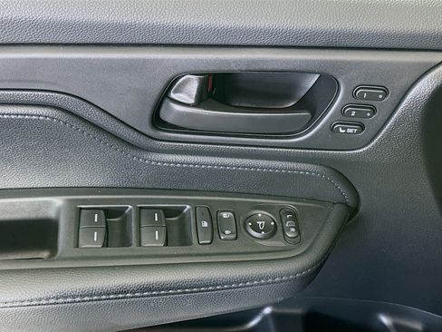 Used 2025 Honda Odyssey Sport-L image 15