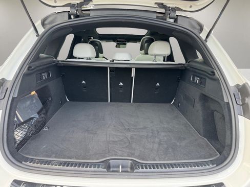 Used 2024 Mercedes-Benz GLC 300 4MATIC image 13