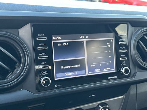 Used 2021 Toyota Tacoma SR w/ SR Convenience Package image 12