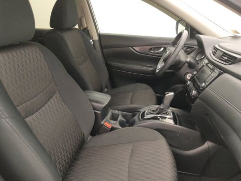 Used 2020 Nissan Rogue S w/ Special Edition Package FWD image 21