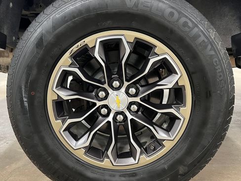 Used 2021 Chevrolet Colorado ZR2 AWD/4WD image 8