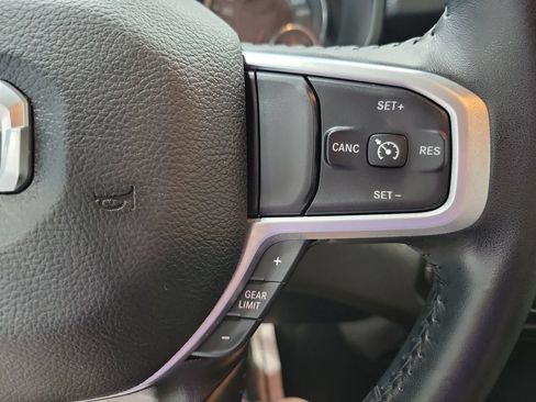 Used 2023 RAM 1500 Big Horn AWD/4WD image 33