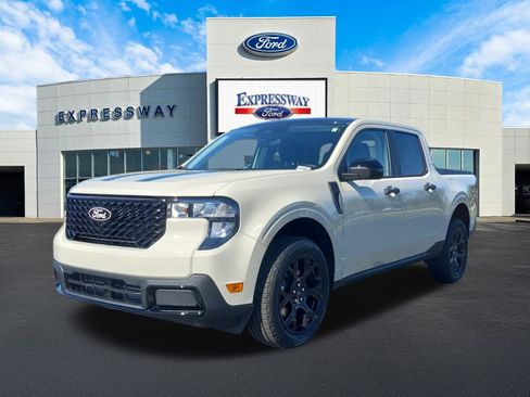 New 2025 Ford Maverick XLT w/ XLT Luxury Package image 2