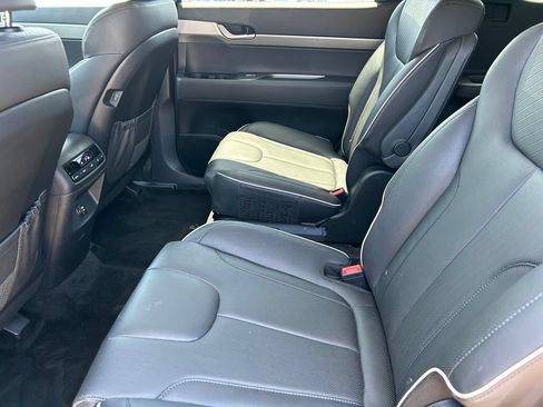 Used 2025 Hyundai Palisade SEL FWD image 14