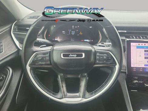 Used 2022 Jeep Grand Cherokee L Limited image 29