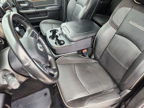 Used 2024 RAM 2500 Laramie AWD/4WD image 15