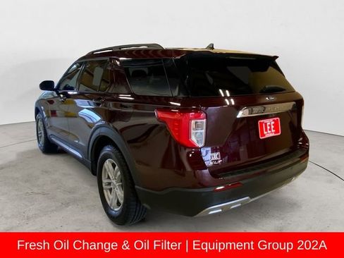 Used 2022 Ford Explorer XLT w/ Equipment Group 202A image 3