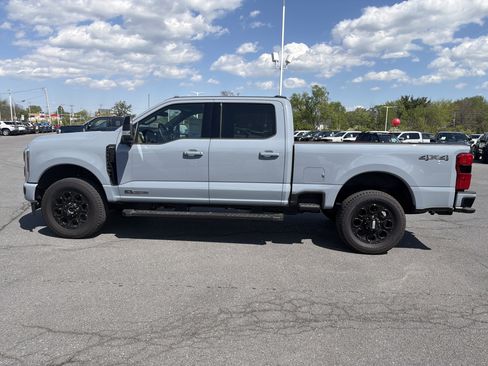 New 2025 Ford F250 Lariat w/ Lariat Ultimate Package AWD/4WD image 13