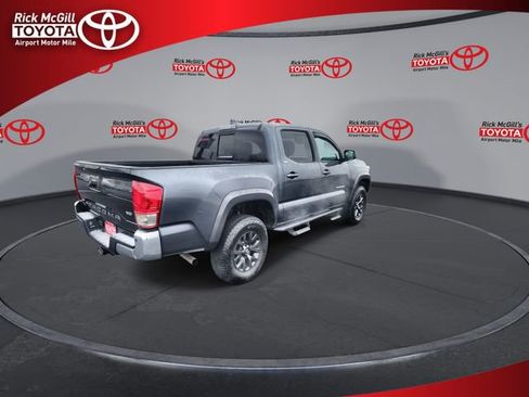 Used 2022 Toyota Tacoma SR5 image 8