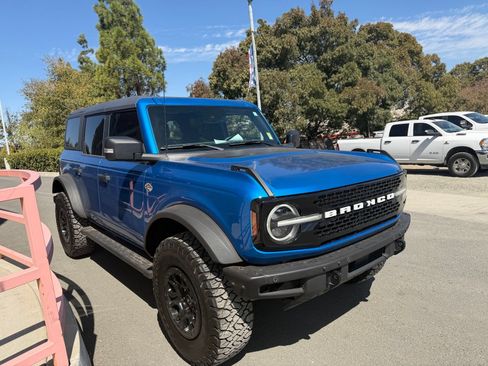 Used 2023 Ford Bronco Wildtrak AWD/4WD image 6