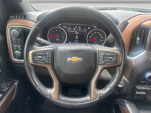 Used 2022 Chevrolet Silverado 1500 High Country AWD/4WD image 12