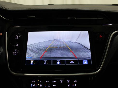 Used 2022 Chevrolet Bolt EUV Premier w/ Launch Edition FWD image 15