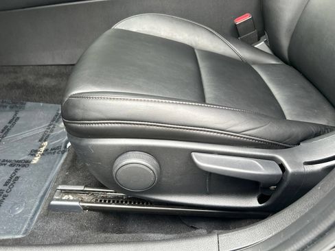 Used 2025 MAZDA MAZDA3 s Sport FWD image 15