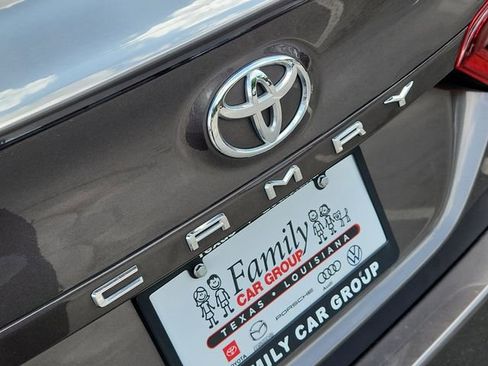 Used 2024 Toyota Camry SE FWD image 9