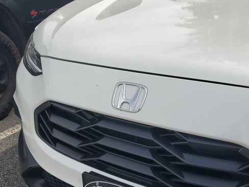 Used 2023 Honda HR-V Sport image 5