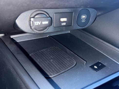 Certified 2025 Hyundai Elantra Sport image 15