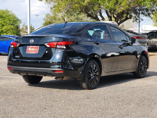 Certified 2025 Nissan Versa S w/ Trunk Package FWD image 4
