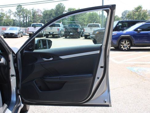 Used 2019 Honda Civic Sport image 29