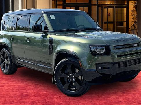 New 2026 Land Rover Defender 110 X-Dynamic SE AWD/4WD image 23