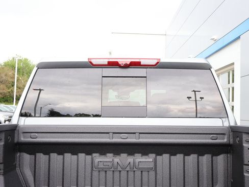 New 2026 GMC Sierra 3500 Denali Ultimate w/ LPO, Black Badging Package AWD/4WD image 39