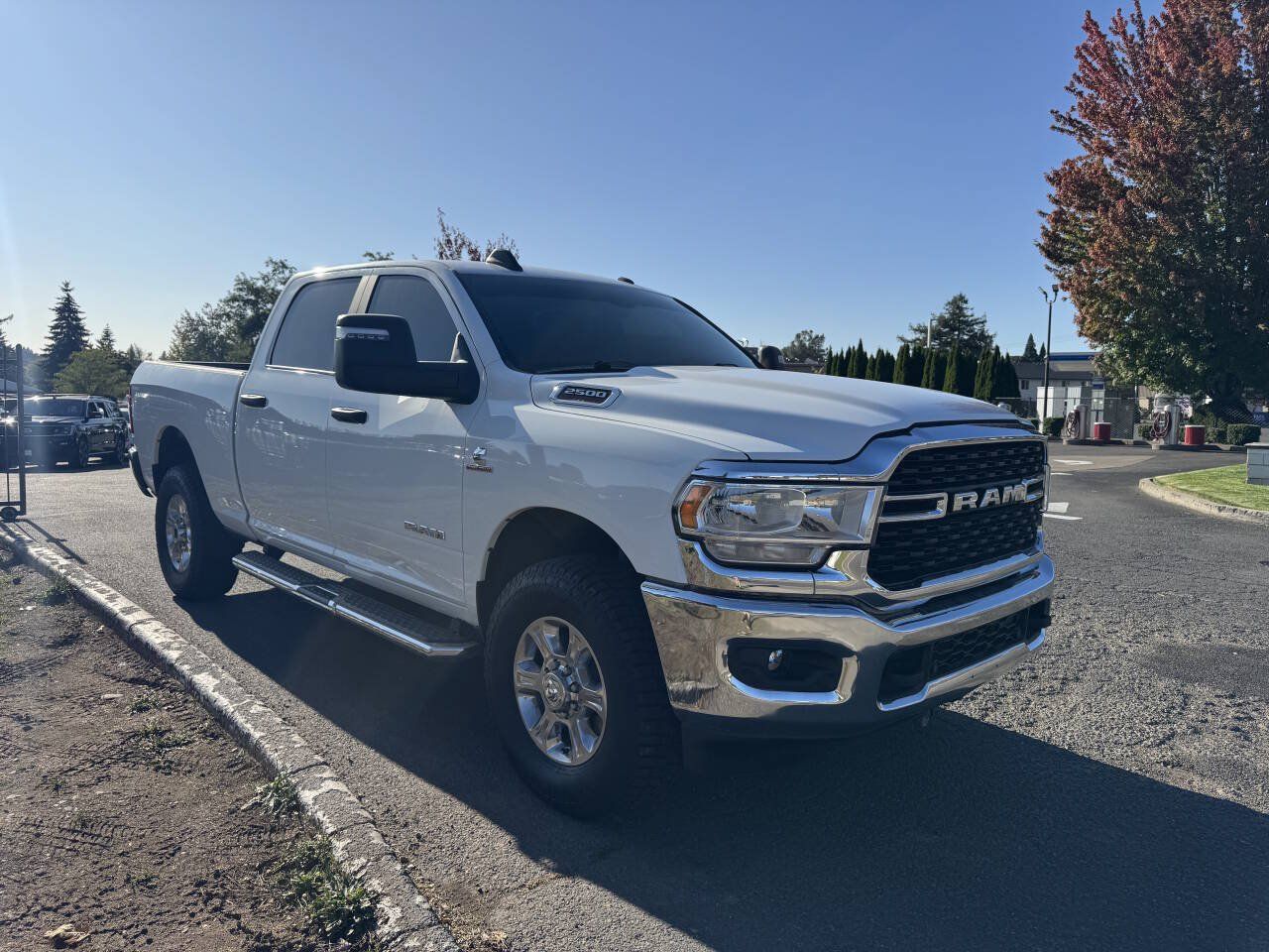 Used 2023 RAM 2500 Big Horn w/ Level 1 Equipment Group AWD/4WD image 2
