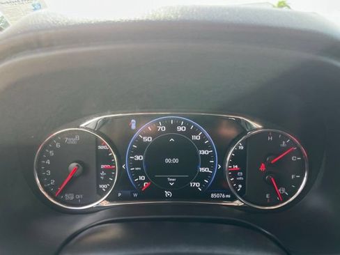 Used 2023 GMC Acadia SLT w/ Elevation Edition FWD image 22