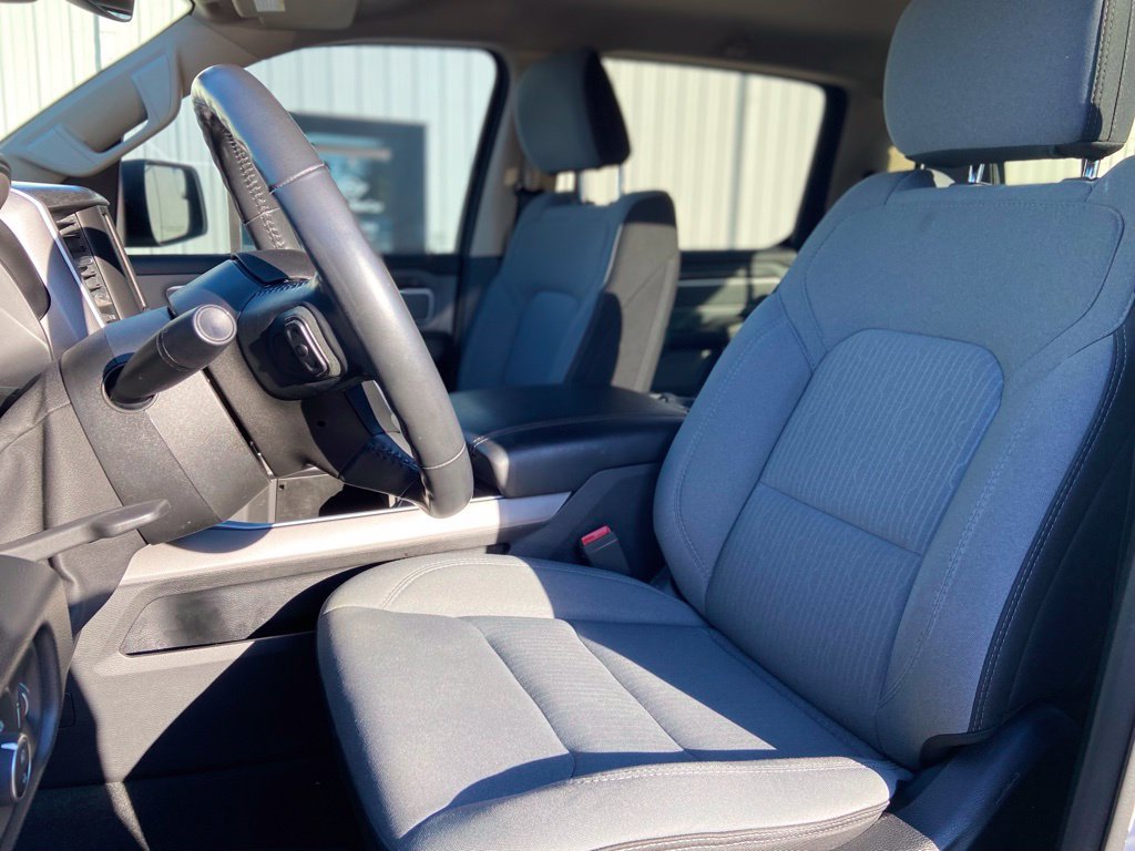 Used 2020 RAM 1500 Big Horn RWD image 17