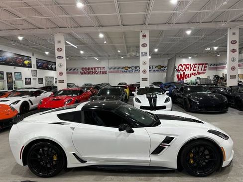 Used 2018 Chevrolet Corvette Grand Sport image 5