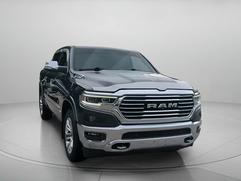 Used 2019 RAM 1500 Limited RWD image 2