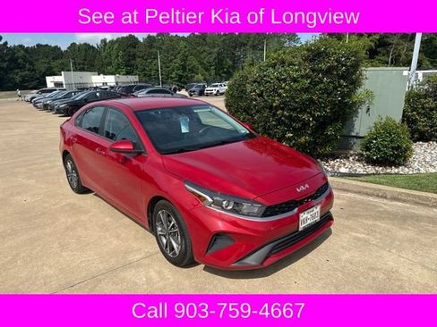 Used 2024 Kia Forte LXS FWD image 3