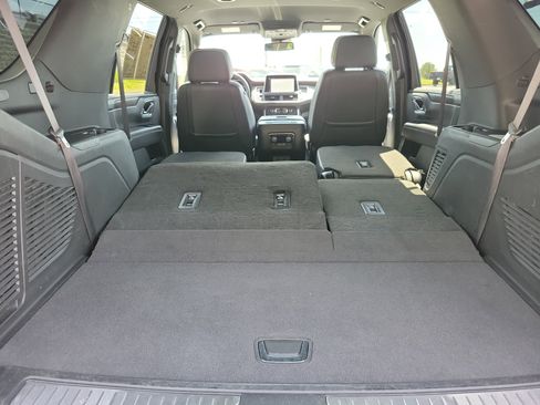 Used 2024 Chevrolet Tahoe Premier image 23