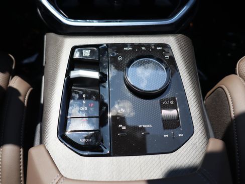 New 2026 BMW X3 xDrive30 w/ M Sport Package image 25