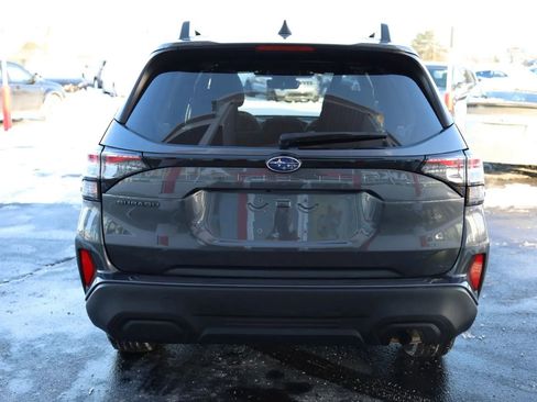 Used 2025 Subaru Forester Premium w/ Convenience Package #1 image 7