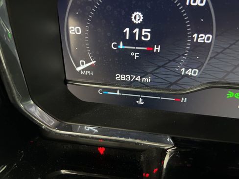 Used 2024 GMC Sierra 1500 Elevation image 11