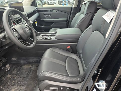 New 2026 Honda Pilot EX-L image 8