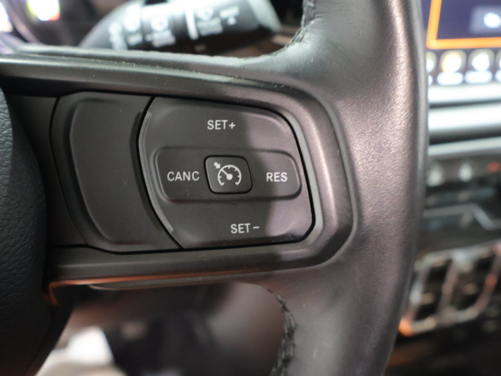 Used 2023 Jeep Wrangler Unlimited w/ Cold Weather Group AWD/4WD image 35