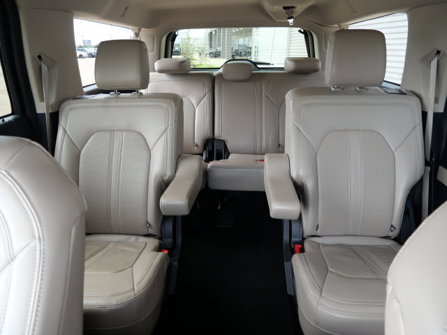Used 2024 Ford Expedition Max Limited AWD/4WD image 31