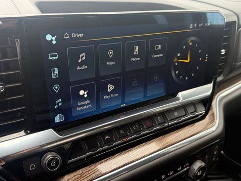 Used 2025 Chevrolet Silverado 1500 LT RWD image 12