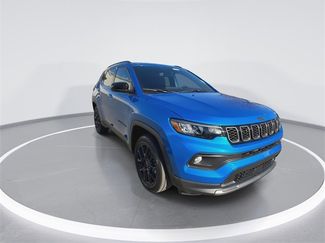 New 2026 Jeep Compass Latitude video 2