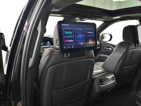 Certified 2023 Cadillac Escalade Sport Platinum w/ LPO, ONYX Package AWD/4WD image 48