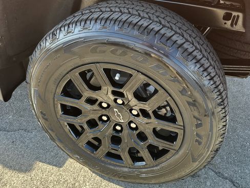 New 2026 Chevrolet Colorado W/T w/ WT Custom Package image 11