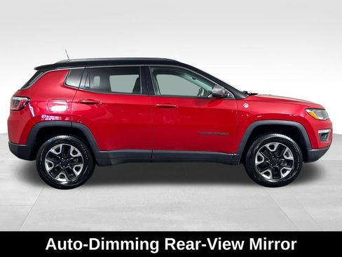 Used 2018 Jeep Compass Trailhawk w/ Leather Interior Group AWD/4WD image 13