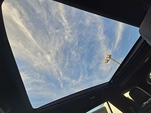 New 2026 Ford Explorer Platinum image 37