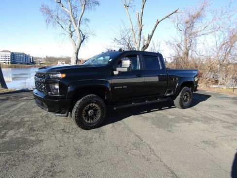 Used 2021 Chevrolet Silverado 2500 Custom w/ Custom Value Package image 45