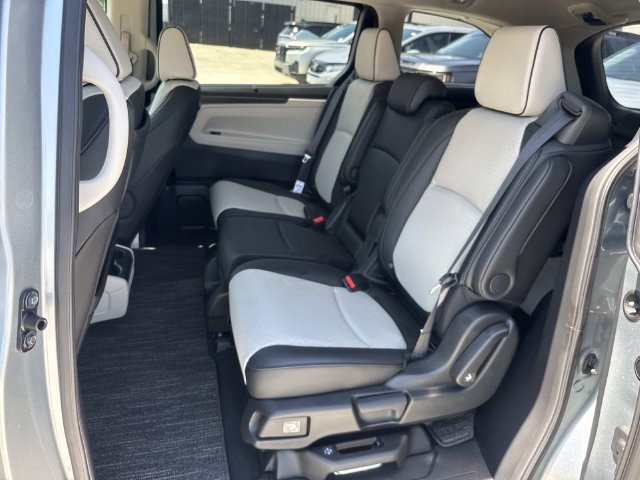 New 2027 Honda Odyssey Elite image 7